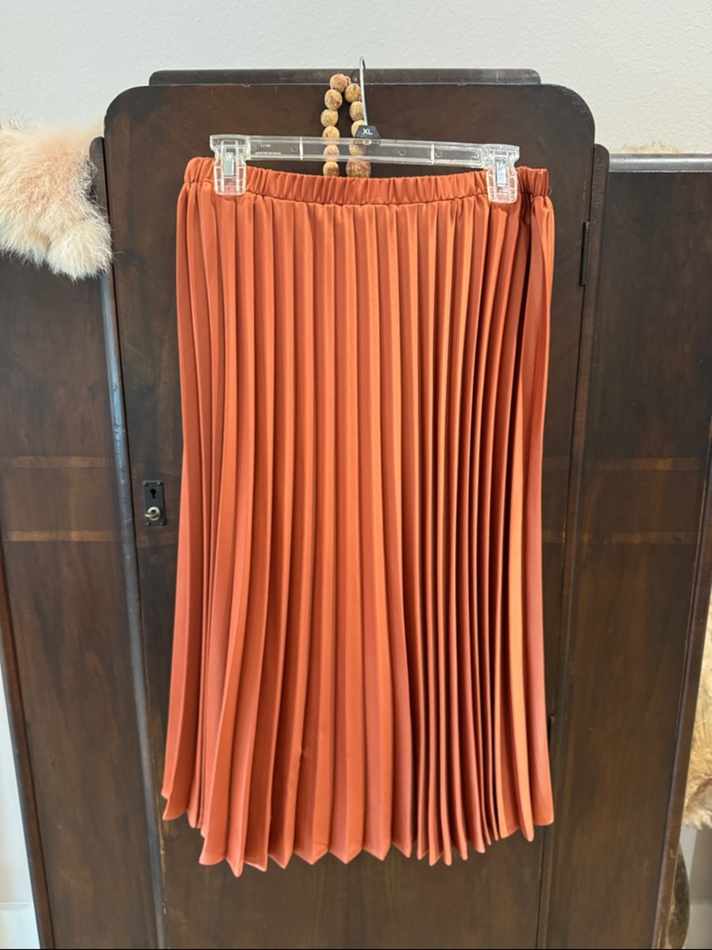 Women’s pleated accordion skirt